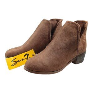 Seven7 NWT Soho Vegan Leather Block Heel Ankle Bootie Sz 7